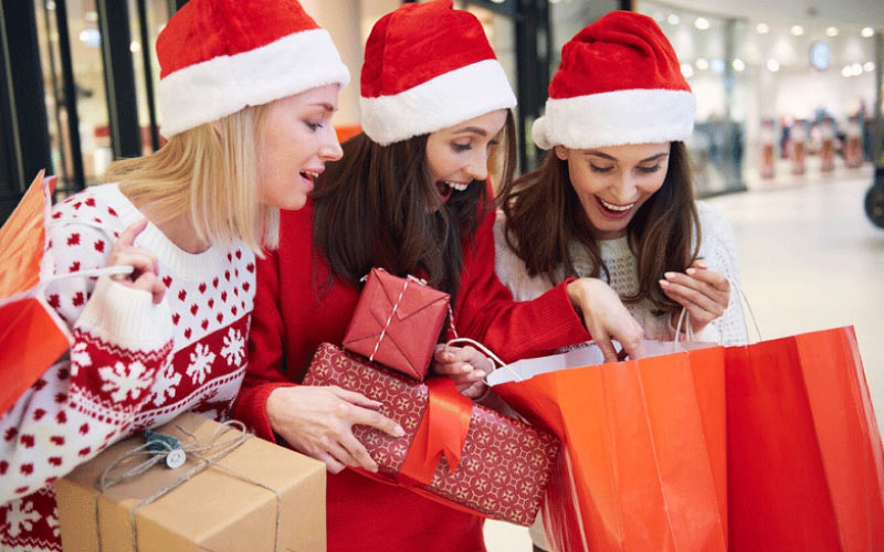 Christmas Shopping Made Easy: Skip the Parking Hassle with Bus Hire!